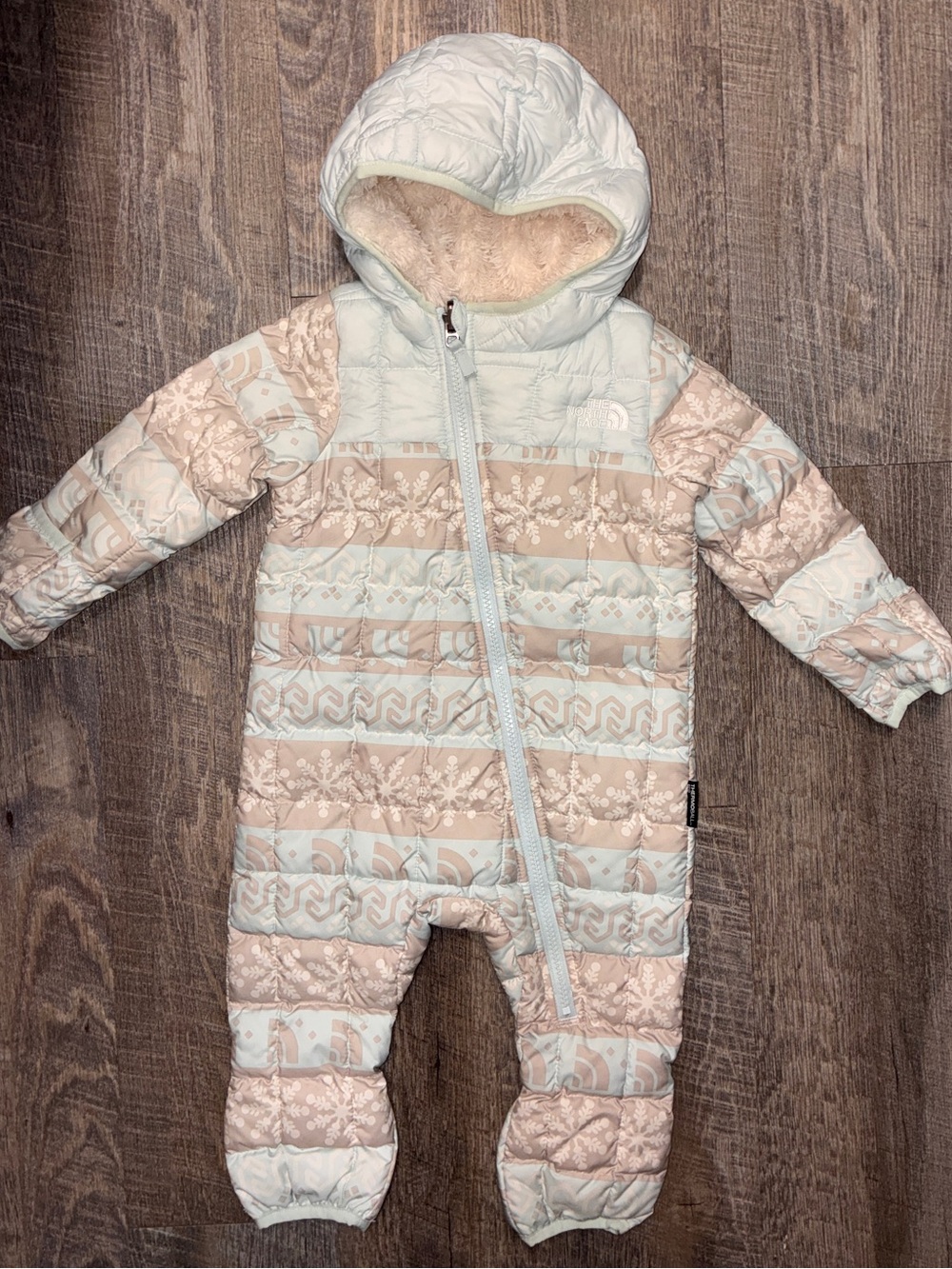 North Face Infant Thermo Eco Bunting - size 6-12 months